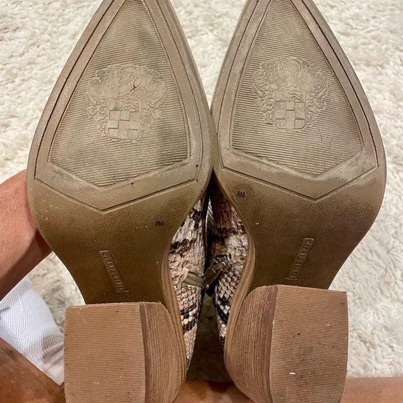 Very Good condition Vince Camuto Python Snakeskin Booties 8 - Picture 6 of 7
